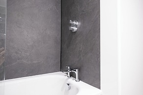 Sandman Signature Sheffield Quays Hotel