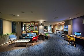 Deka Hotel Surabaya HR Muhammad