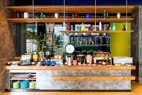 Deka Hotel Surabaya HR Muhammad