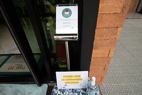 The 168 Gallery Residence