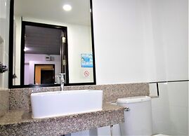 The 168 Gallery Residence