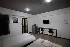 The 168 Gallery Residence