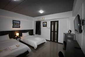 The 168 Gallery Residence