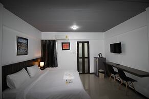 The 168 Gallery Residence