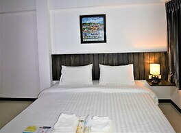 The 168 Gallery Residence