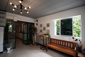 The 168 Gallery Residence