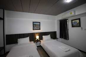 The 168 Gallery Residence