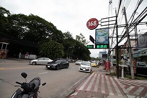 The 168 Gallery Residence