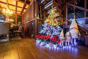 Thai Modern Resort & Spa