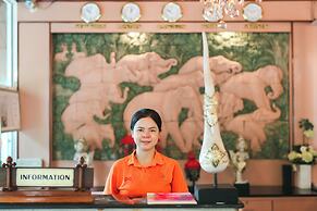Thai Modern Resort & Spa