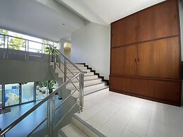 C.A.P. Mansion Hotel