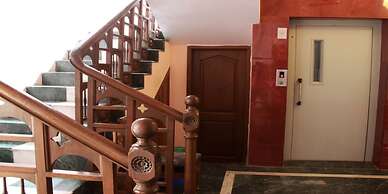 Lloyds Guest House , Krishna street , T. Nagar