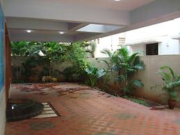 Lloyds Guest House , Krishna street , T. Nagar