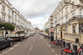 Beautiful 2 Bedroom Garden flat