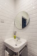 Beautiful 2 Bedroom Garden flat