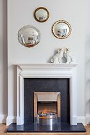 Beautiful 2 Bedroom Garden flat