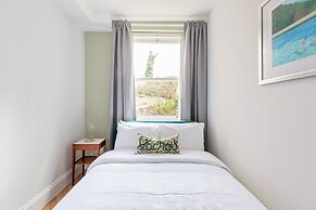 Beautiful 2 Bedroom Garden flat