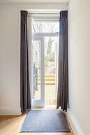 Beautiful 2 Bedroom Garden flat