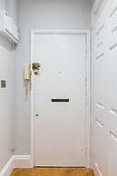 Beautiful 2 Bedroom Garden flat