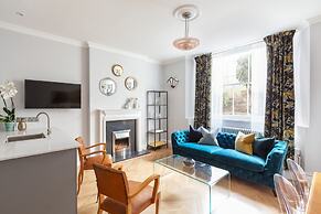 Beautiful 2 Bedroom Garden flat