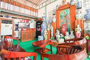 OYO 654 Samanmit Inn Hotel