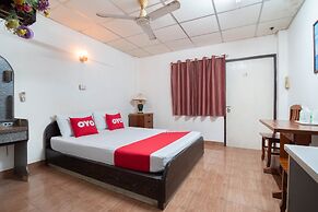 OYO 654 Samanmit Inn Hotel