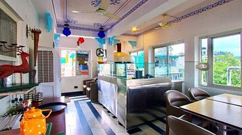 Jheel Hotel and Restaurent