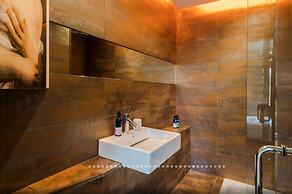 Neon Dream Playfull 2 bedroom