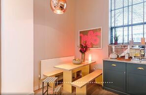 Neon Dream Playfull 2 bedroom