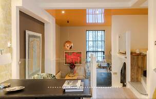 Neon Dream Playfull 2 bedroom