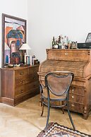 Distinctive Kensington 1-bed flat