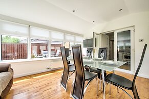 No.17 Serviced Apartment