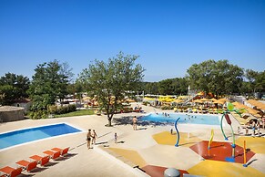 Camping Adria Mobile Homes Lanterna