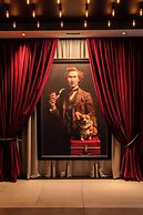 Radisson RED Hotel London Heathrow