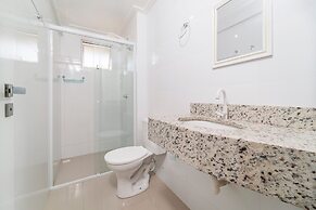 Aluguel Apartamento 2 quartos sendo 1 suíte - 522