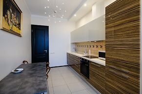 Apart Petrovskie on Kartashova 29B