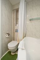 Apartment Petrovskie on Savinykh 4A