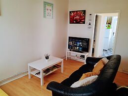 The Windsor Garden Apartment