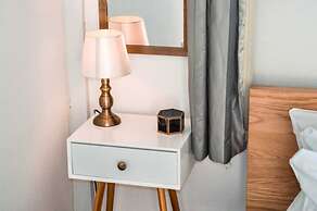 The Windsor Garden Apartment