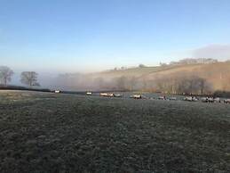 Tranquil Barn Retreat Nr Winkleigh