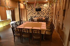 Hotel Regency Square