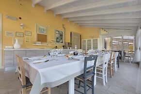 1738 Tenuta degli Ulivi by Perle di Puglia