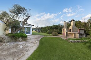 1738 Tenuta degli Ulivi by Perle di Puglia