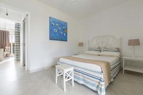 1738 Tenuta degli Ulivi by Perle di Puglia