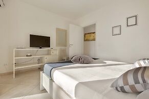 1738 Tenuta degli Ulivi by Perle di Puglia