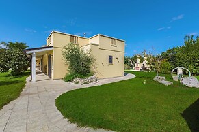 1738 Tenuta degli Ulivi by Perle di Puglia