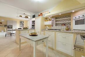 1738 Tenuta degli Ulivi by Perle di Puglia