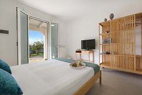 1738 Tenuta degli Ulivi by Perle di Puglia