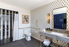 Canopy by Hilton Philadelphia Center City