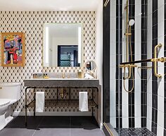 Canopy by Hilton Philadelphia Center City